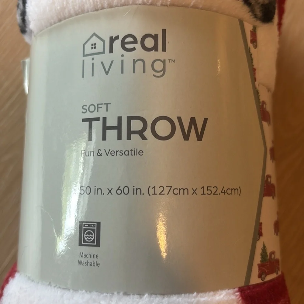 NEW Real Living Holiday Red Truck Throw Blanket
